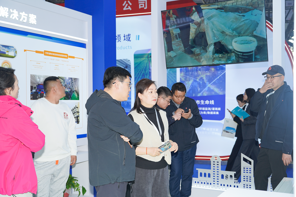 开展首日 | 工大科雅亮相2026中国供热展,绿色低碳能源解决方案引关注!(图5) DSC02021.png